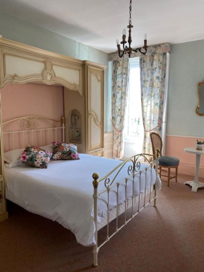 Le Relais De La Rance - Chambres D'Hotes Quedillac ภายนอก รูปภาพ